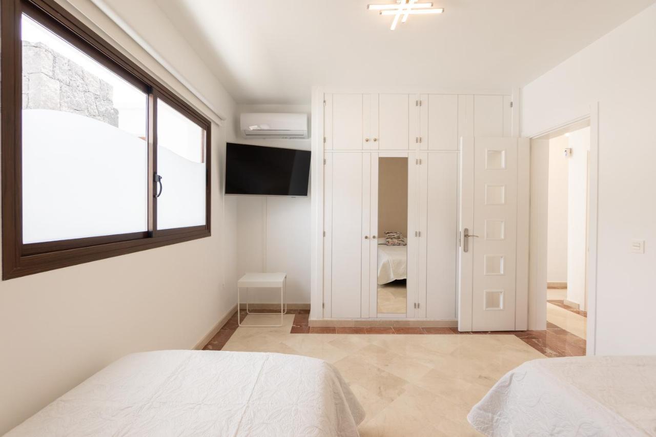 Villa Sea Breeze Jarea Playa Blanca  Exterior photo