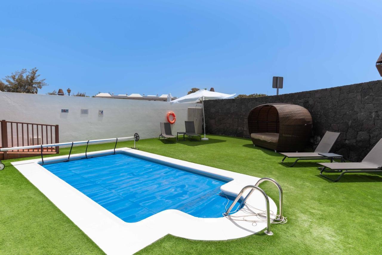 Villa Sea Breeze Jarea Playa Blanca  Exterior photo